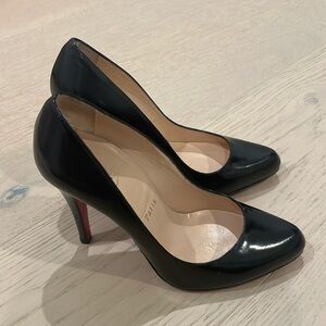 Women’s Christian Louboutin black heels pumps shoes 4” heels size 37